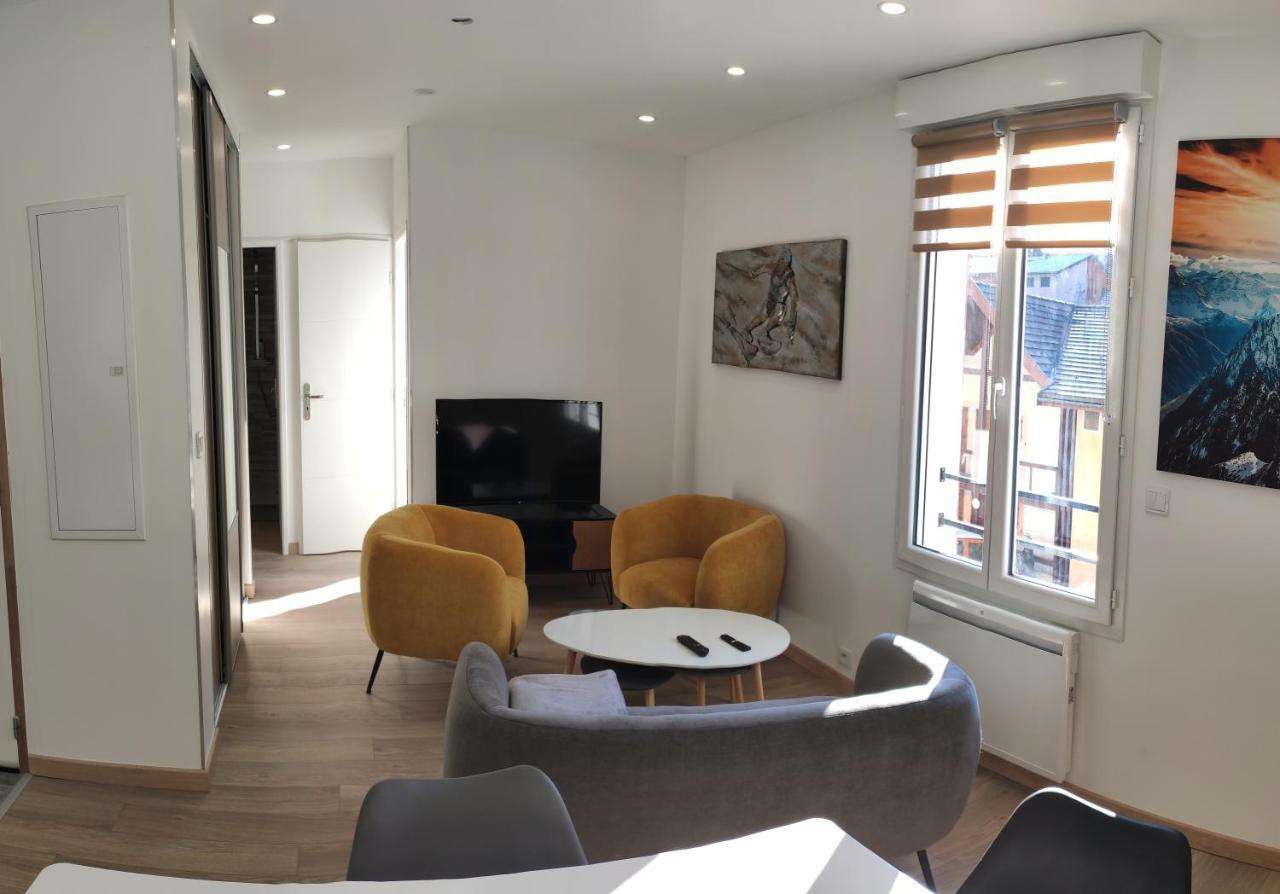 Joli Appartement Renove Avec Terrasse Brides-les-Bains Exteriér fotografie