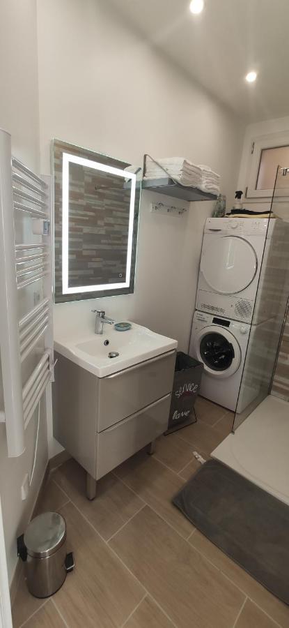 Joli Appartement Renove Avec Terrasse Brides-les-Bains Exteriér fotografie